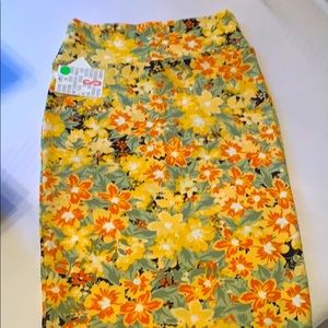 NWT LulaRoe Cassie